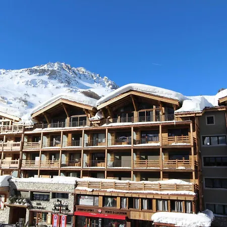 Cosy Au Coeur De Val-d'isere, Pieds Des Pistes, Acces Wifi, 2 Pers. *