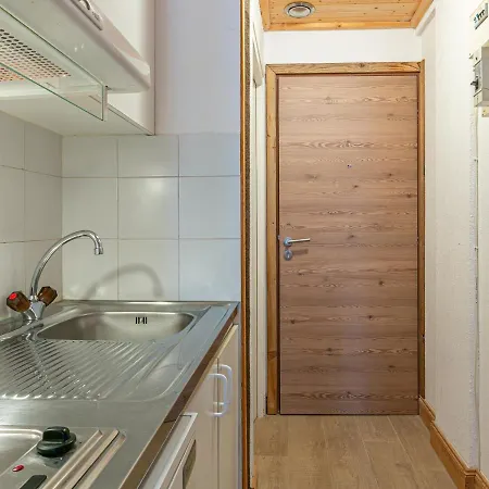 Cosy Au Coeur De Val-d'isere, Pieds Des Pistes, Acces Wifi, 2 Pers. *